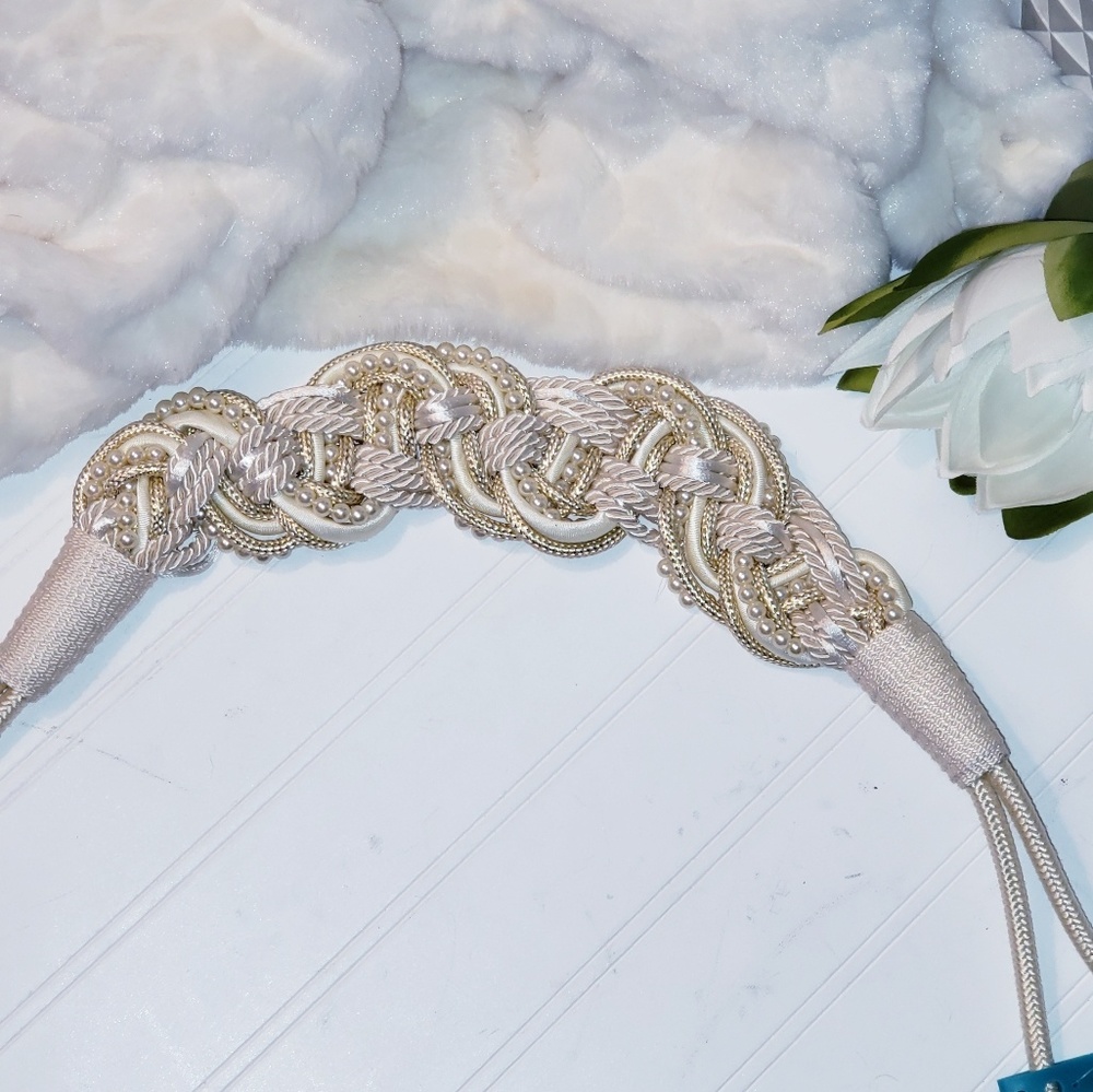 Vintage 80's style Braided pearled belt - Picture 2 of 6